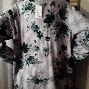 Spring Sweater Christoper and Banks thinly knitted buttoned sweater NWT